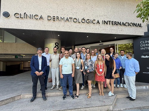 El dermatólogo de Quirónsalud Sevilla Tomás Toledo participa en dos destacadas formaciones a nivel nacional y europeo